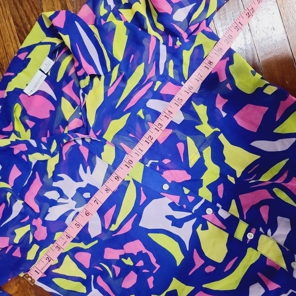 Neon Colorful Geometric Liz Claiborne Blouse Medium Career Semi Sheer - Picture 9 of 14
